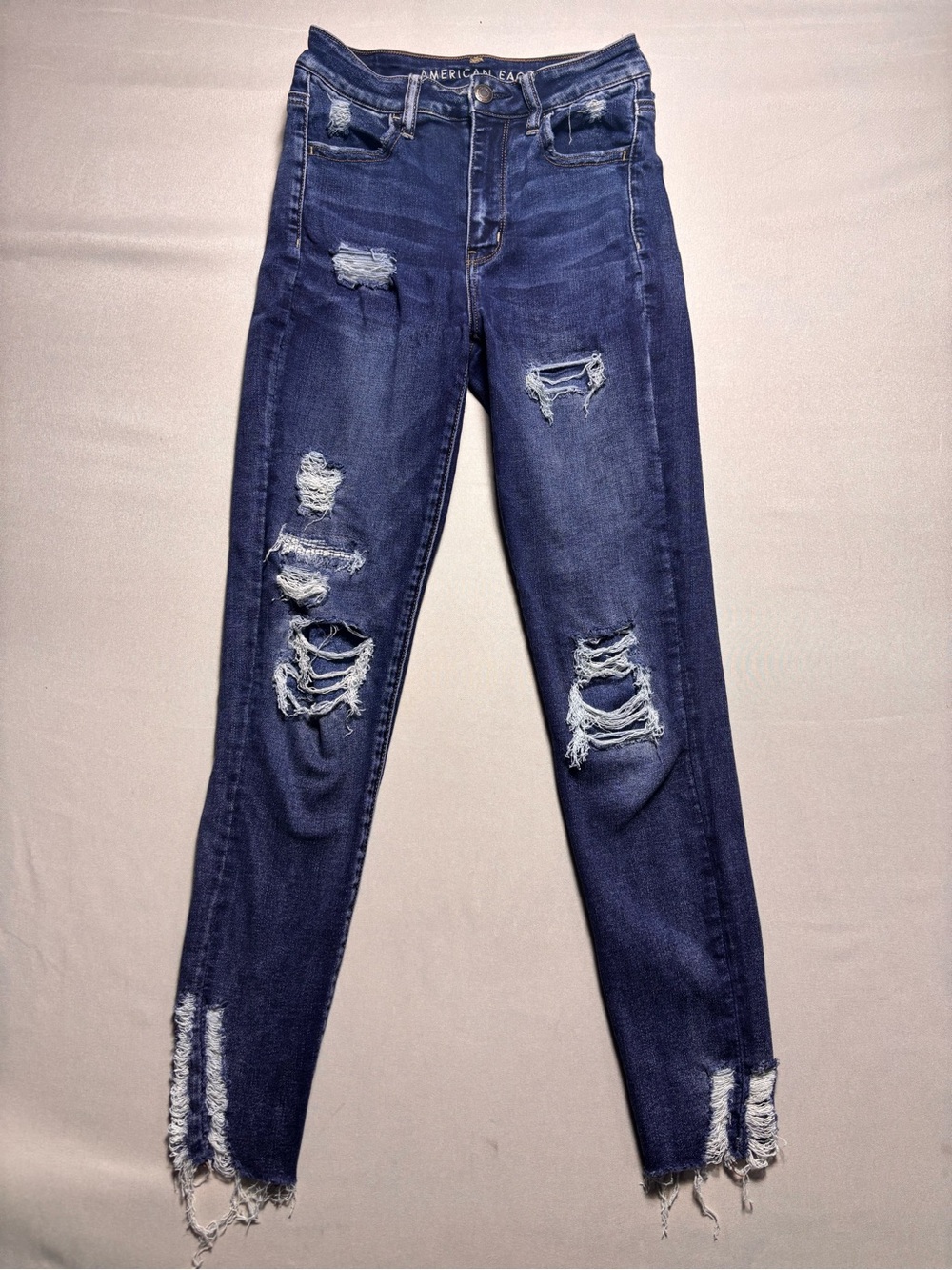 American Eagle Next Level Stretch Distressed High-Waisted Jeans Size 2 Short